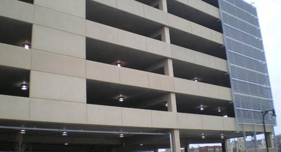 Hauenstein Neuroscience Center and Emergency Department Parking Structure